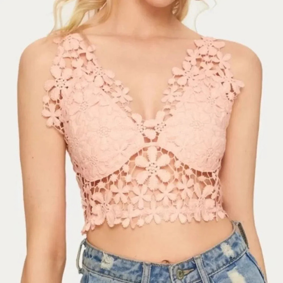 NEW! Blush Flower Crochet Cropped Lace-Up Back Bralette - Picture 1 of 5